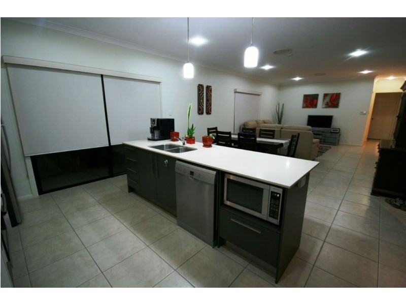 45 Abell Road, Cannonvale QLD 4802