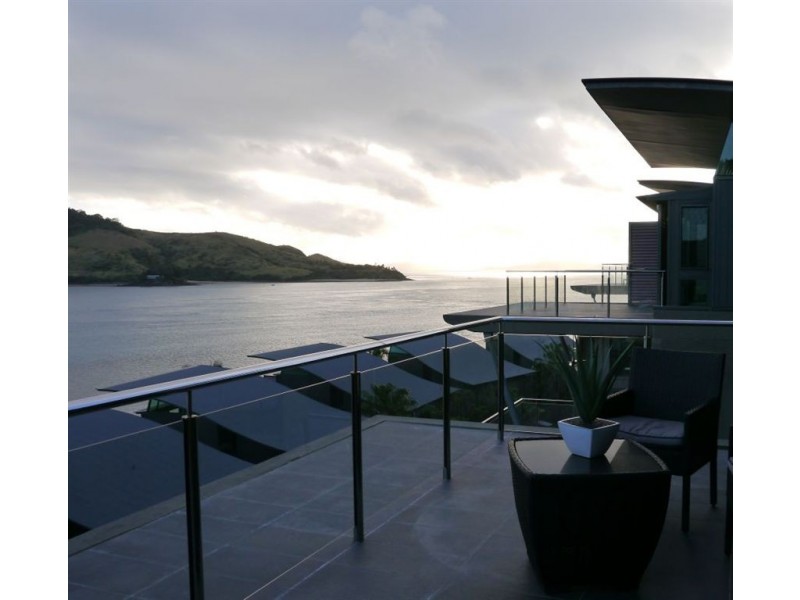 28/23 Front Street “Yacht Club Villas”, Hamilton Island QLD 4803