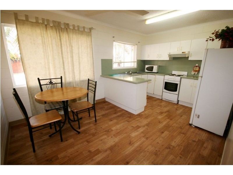 31/3 Eshelby Drive, Cannonvale QLD 4802