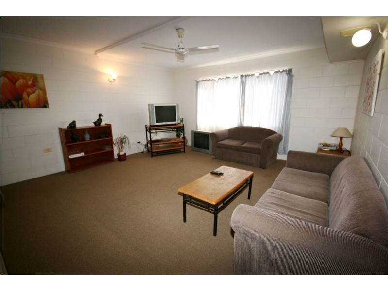 31/3 Eshelby Drive, Cannonvale QLD 4802