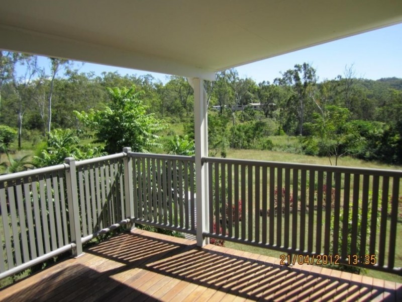 86 Whitsunday Drive, Bloomsbury QLD 4799