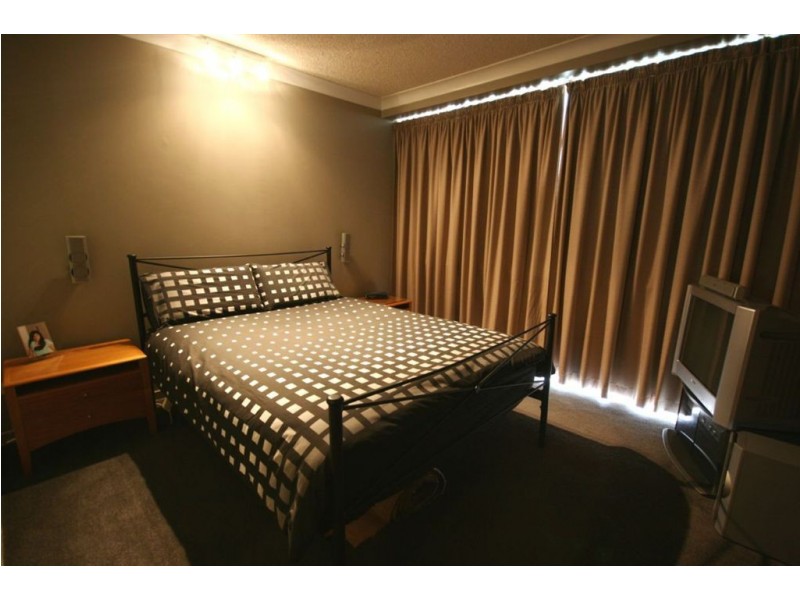 103/2 Eshelby Drive, Cannonvale QLD 4802