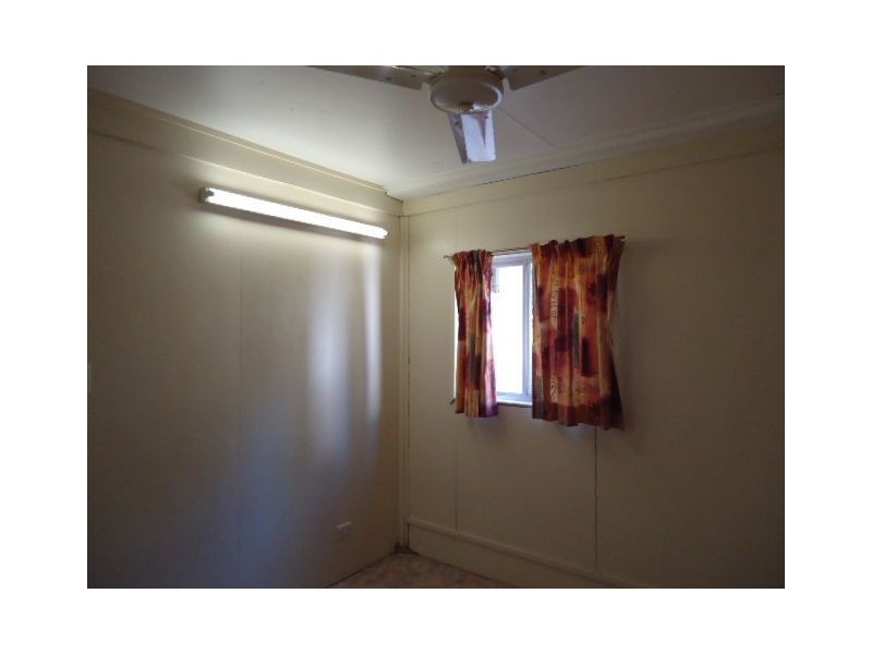 1/144 Shute Harbour Road, Cannonvale QLD 4802