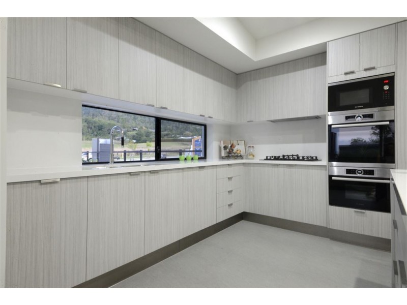 Whitsunday Acres, Cannonvale QLD 4802