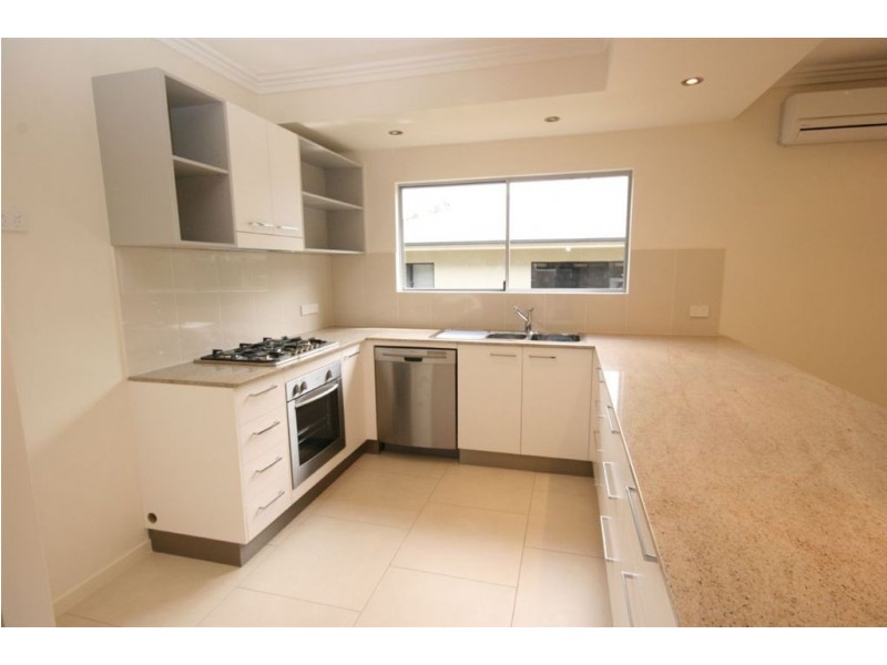 1/31 Sunset Drive, Jubilee Pocket QLD 4802