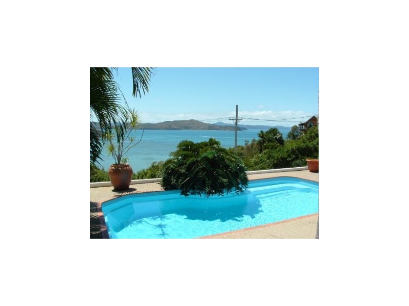 10 Passage Ave, Shute Harbour QLD 4802