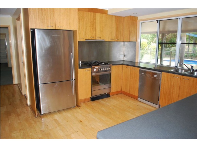 5 Jasinique Drive, Flametree QLD 4802