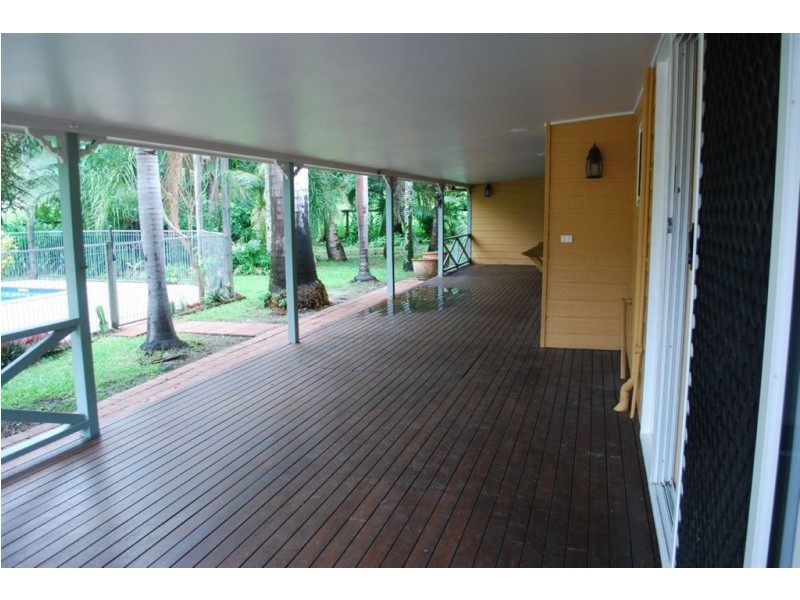 5 Jasinique Drive, Flametree QLD 4802