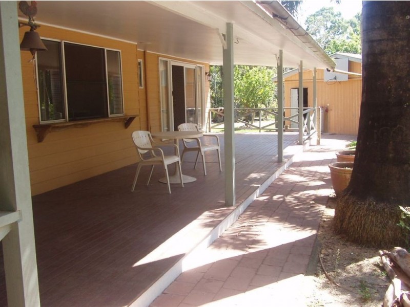 5 Jasinique Drive, Flametree QLD 4802