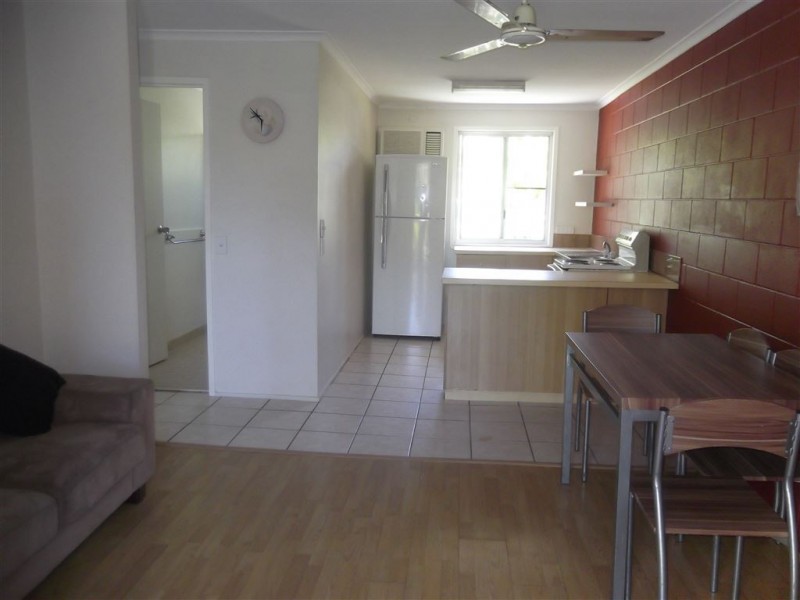 20/6 Saint Martins Lane, Cannonvale QLD 4802