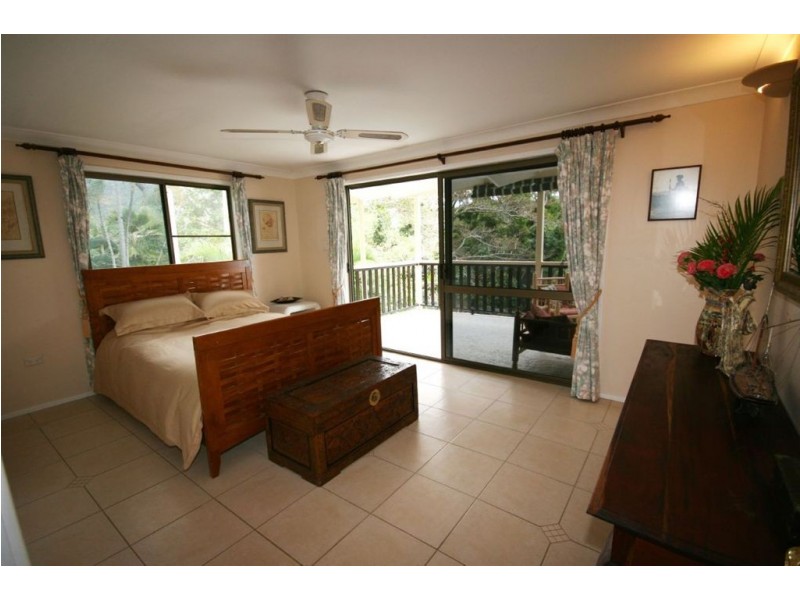 43 Namanula Drive, Flametree QLD 4802