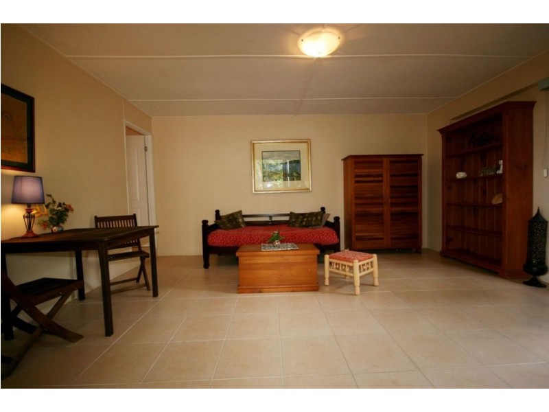 43 Namanula Drive, Flametree QLD 4802