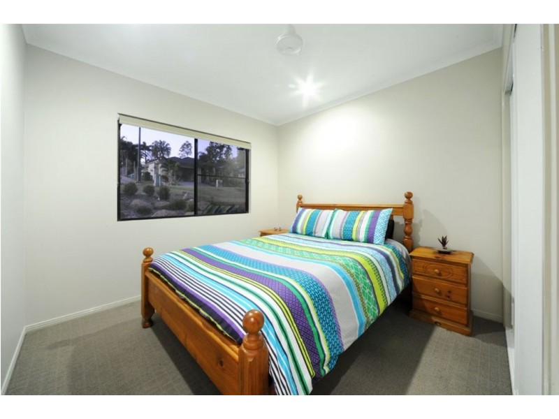 2 Jonquill Court, Cannonvale QLD 4802