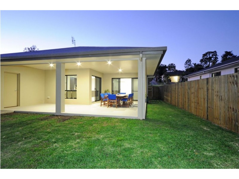 2 Jonquill Court, Cannonvale QLD 4802