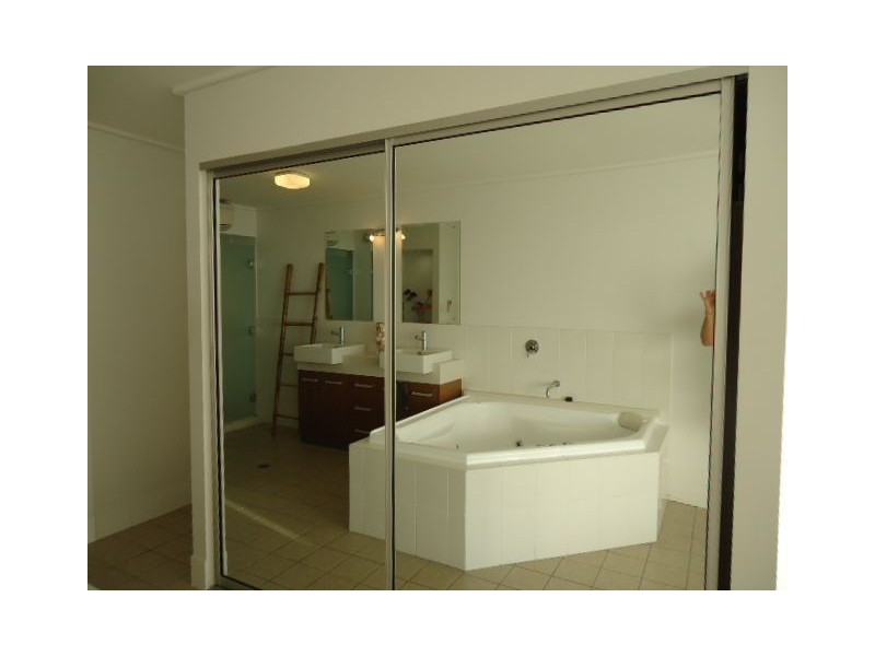 25/18 Seaview Drive, Airlie Beach QLD 4802