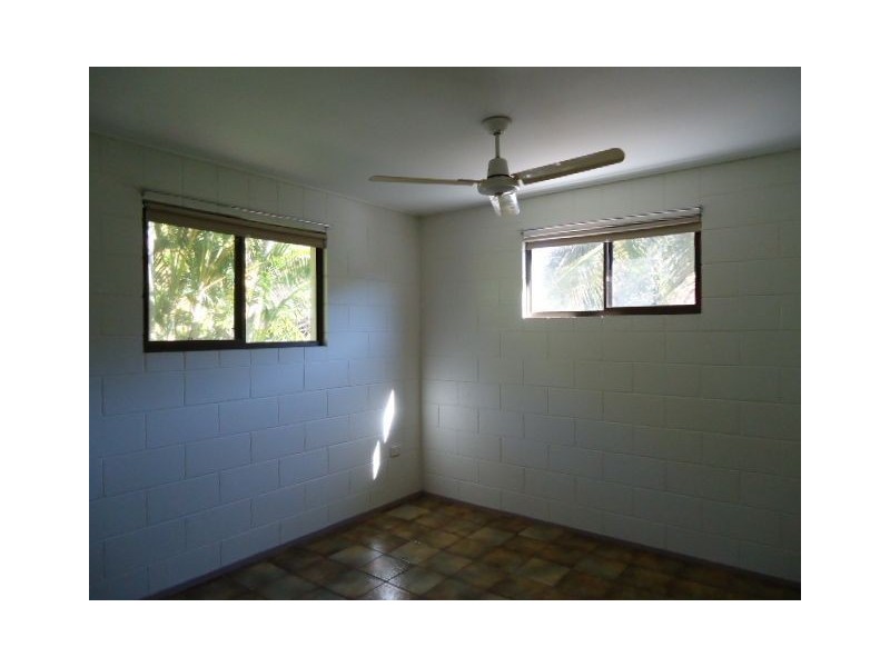 1/61 Jasinique Drive, Flametree QLD 4802