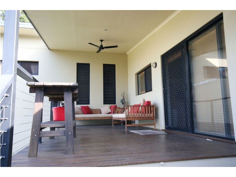 74 Country Road, Cannonvale QLD 4802