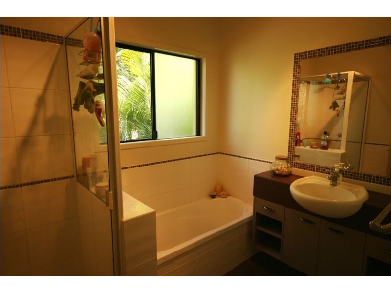 74 Country Road, Cannonvale QLD 4802