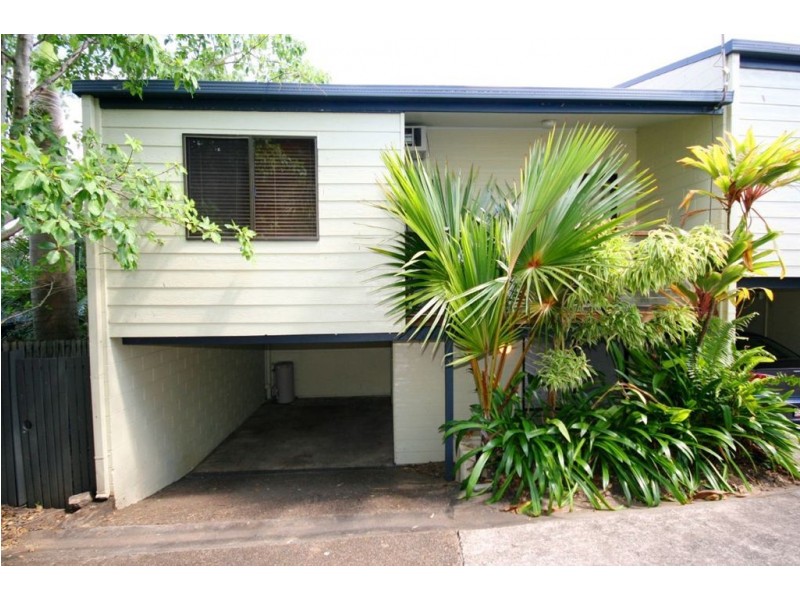 1/4 Border Drive, Cannonvale QLD 4802
