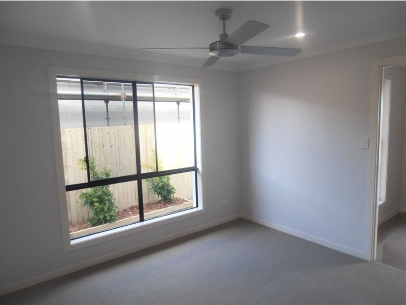 34 Endeavour Cct, Cannonvale QLD 4802