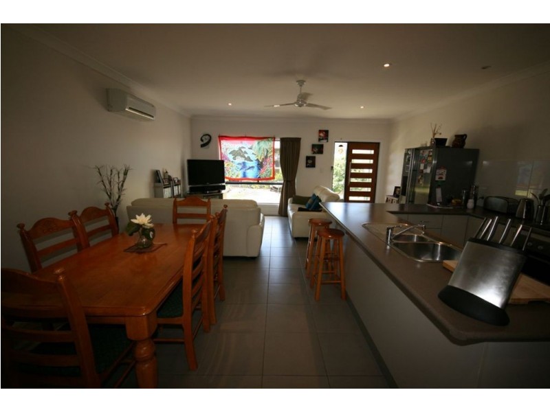 1/22 Sunset Drive, Jubilee Pocket QLD 4802