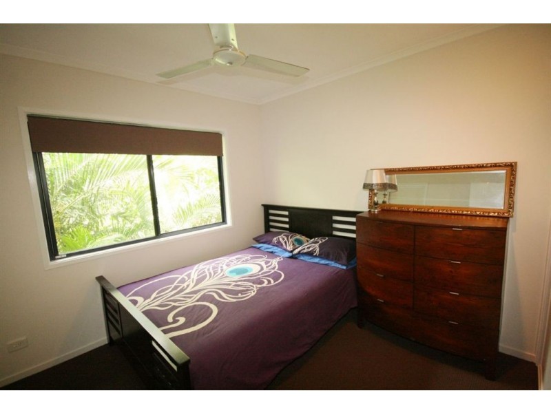 2/6 Border Drive, Cannonvale QLD 4802