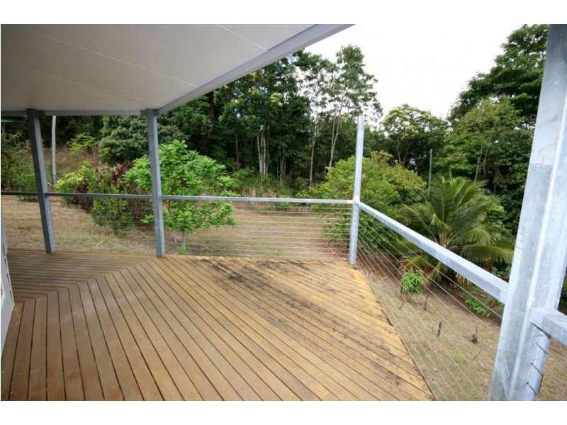 523 Sugarloaf Road, Riordanvale QLD 4800