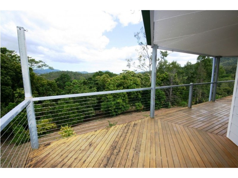523 Sugarloaf Road, Riordanvale QLD 4800