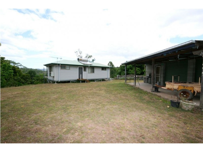 523 Sugarloaf Road, Riordanvale QLD 4800