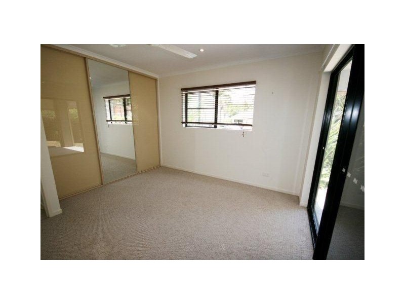 1/3 Wills Court, Cannonvale QLD 4802