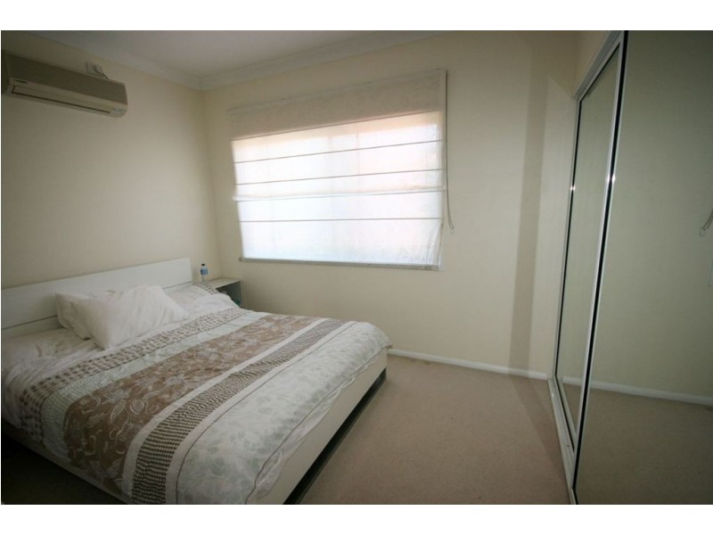 4/12 Erromango Drive, Jubilee Pocket QLD 4802