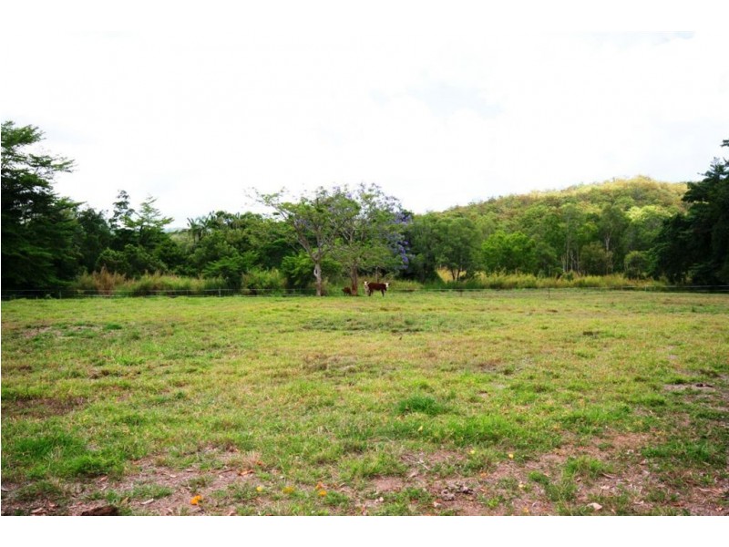 2 Cedar Creek Falls Road, Conway QLD 4800