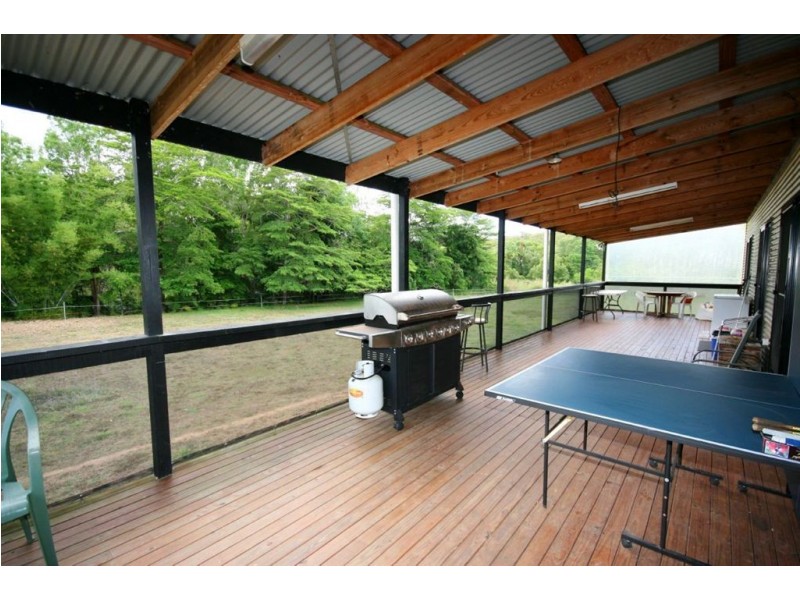 2 Cedar Creek Falls Road, Conway QLD 4800