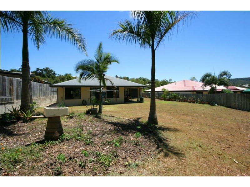 19 Sunset Drive, Jubilee Pocket QLD 4802