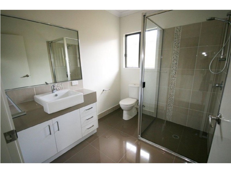 2 Twin Creek Court, Cannonvale QLD 4802