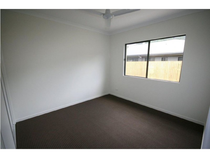 2 Twin Creek Court, Cannonvale QLD 4802