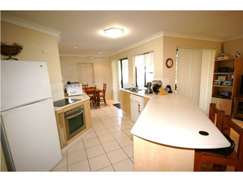 28 Banksia Court, Cannonvale QLD 4802
