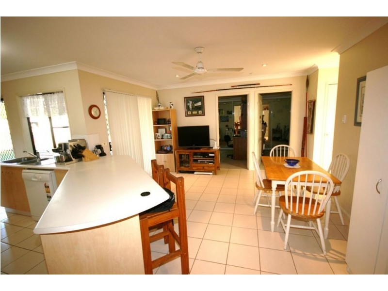 28 Banksia Court, Cannonvale QLD 4802