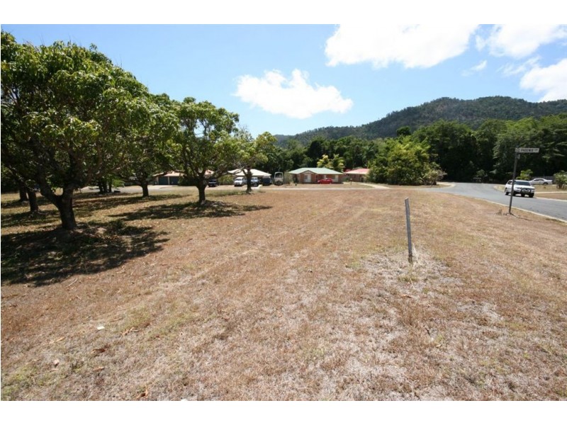 9 Sabel Boulevard, Jubilee Pocket QLD 4802