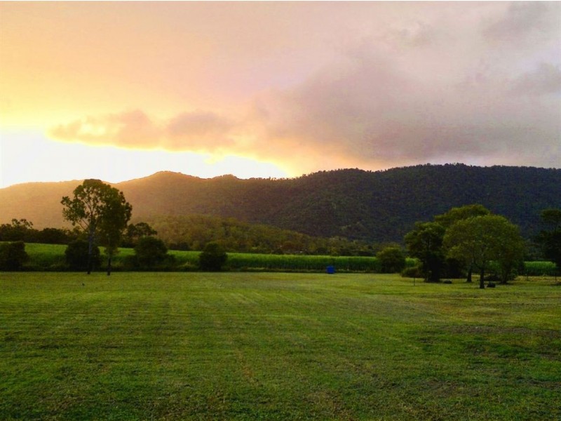 23 Tuckers Road, Riordanvale QLD 4800