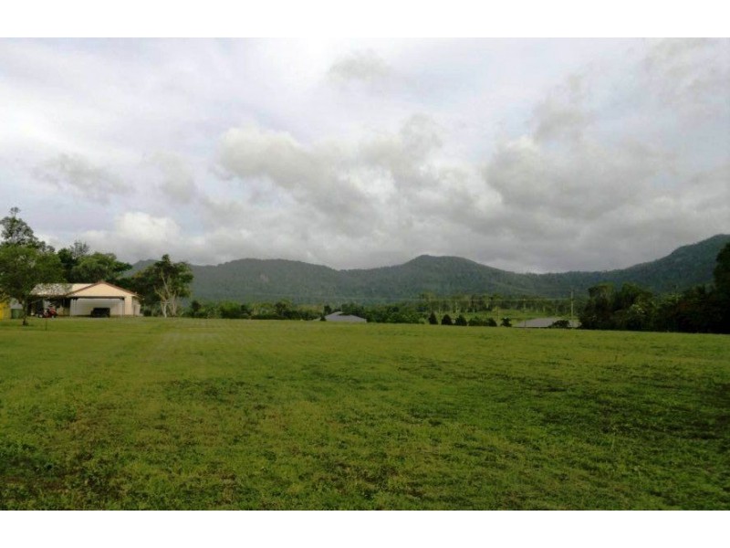 23 Tuckers Road, Riordanvale QLD 4800
