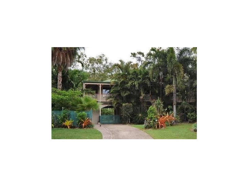 10 Solway Ave, Cannonvale QLD 4802