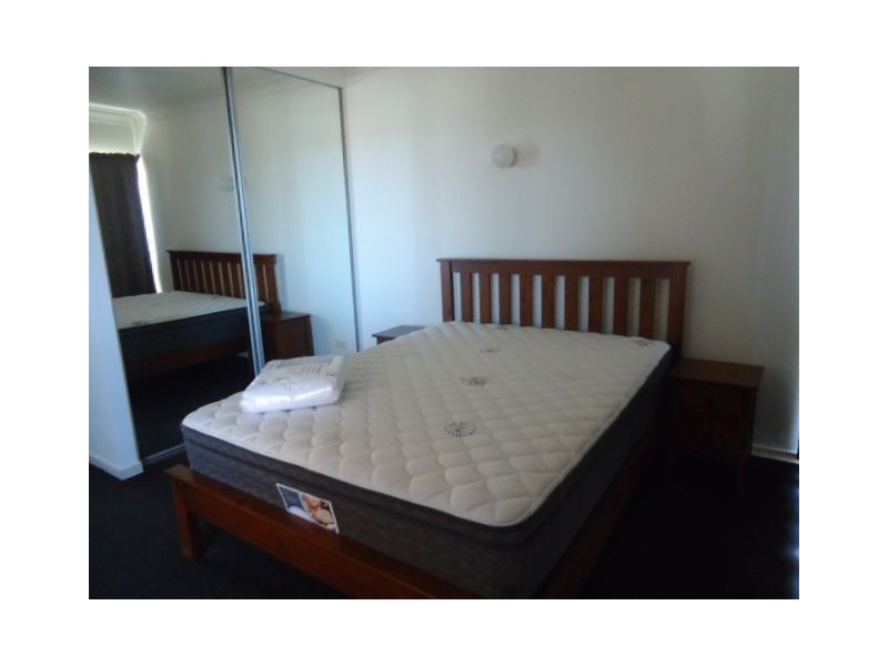 105/2 Eshelby Drive, Cannonvale QLD 4802