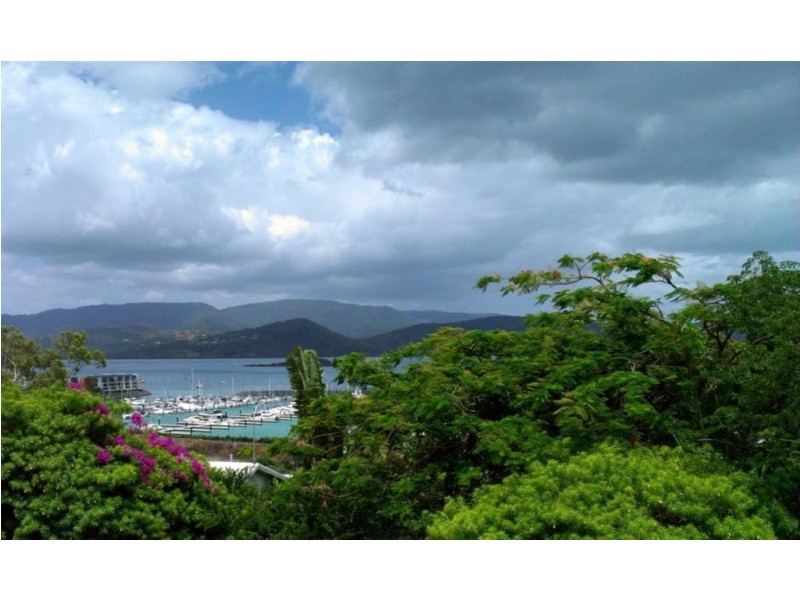 1/22 Airlie Crescent, Airlie Beach QLD 4802
