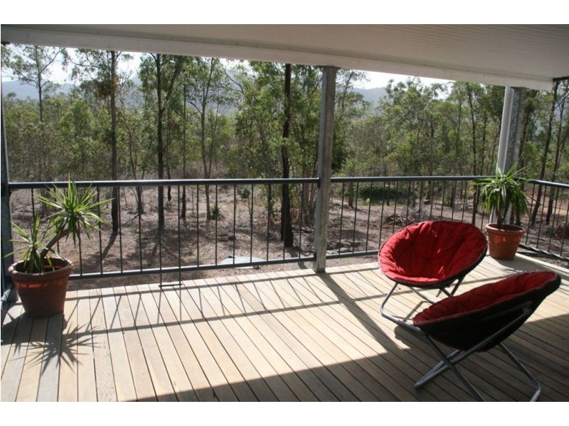 121 Richardson Road, Sugarloaf QLD 4800