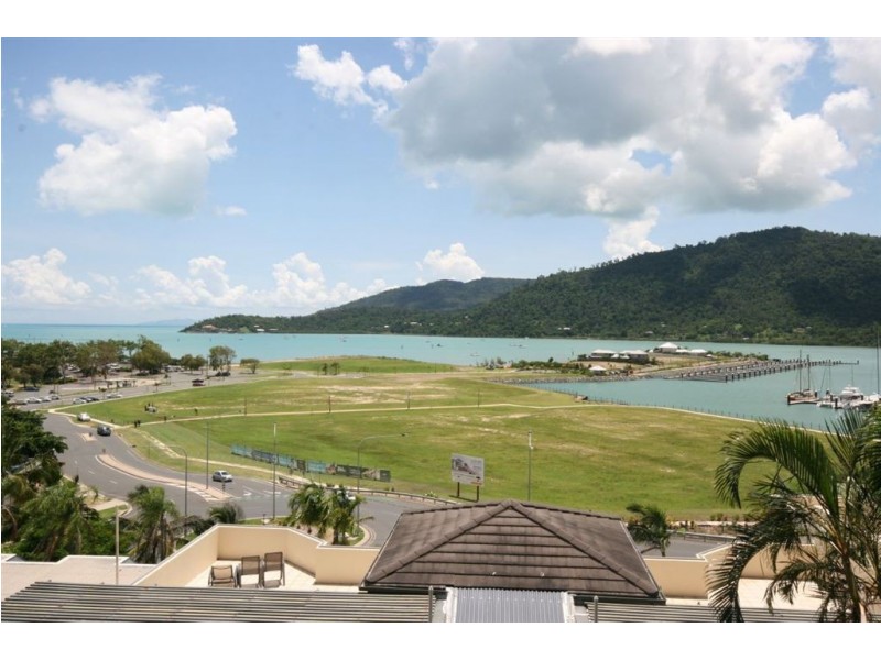 22 & 22A Golden Orchid Drive, Airlie Beach QLD 4802