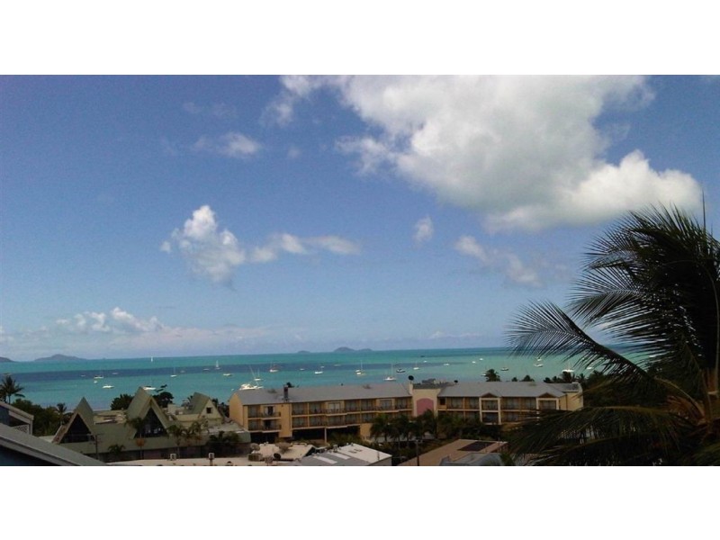 22 & 22A Golden Orchid Drive, Airlie Beach QLD 4802
