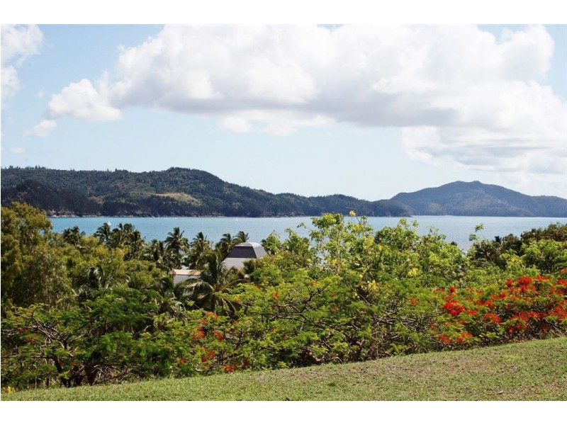 A008/2 Marina Drive, Hamilton Island QLD 4803