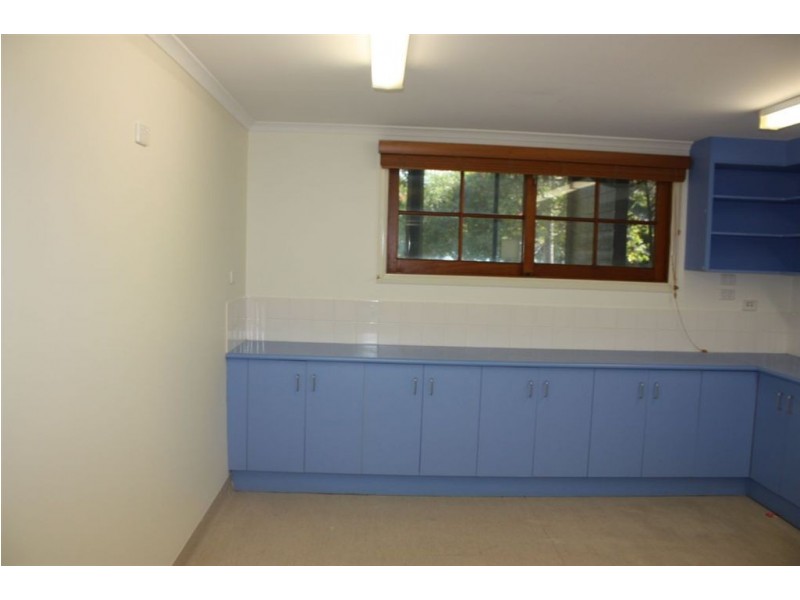 283 Shute Harbour Road, Airlie Beach QLD 4802