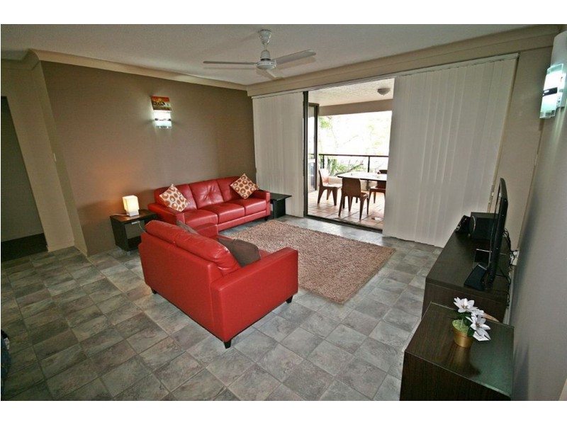 11/2 Eshelby Drive, Cannonvale QLD 4802